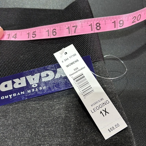 NYGARD Slims by Peter Nygard elastic waist,stretch,dressy, pull on leggings - Picture 5 of 7